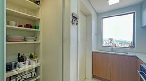 Image 13 - 884865