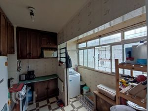 Image 7 - 884868
