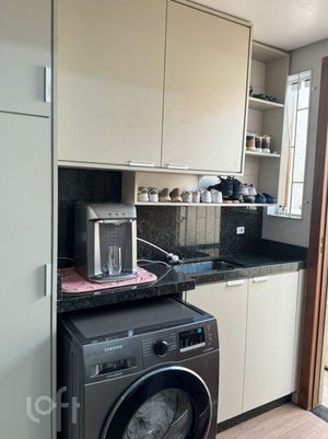 Image 26 - 884869