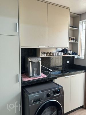 Image 24 - 884869