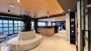 Image 16 - 884874
