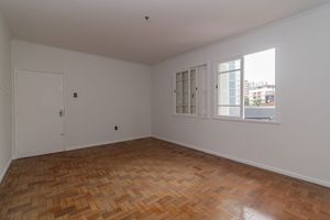 Image 15 - 884901