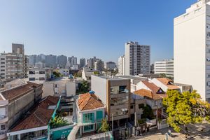 Image 4 - 884906