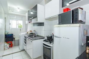 Image 3 - 884910