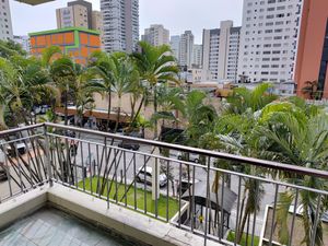 Image 9 - 884913