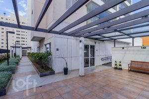 Image 48 - 884916