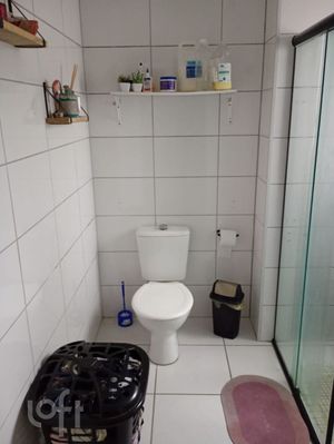 Image 9 - 884917