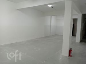 Image 11 - 884920