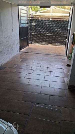 Image 15 - 884923
