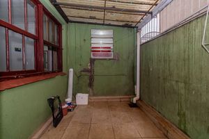 Image 15 - 884925
