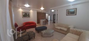 Image 4 - 884927