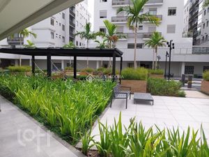 Image 34 - 884929