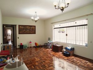 Image 39 - 884931