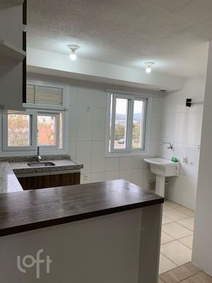 Image 4 - 884937