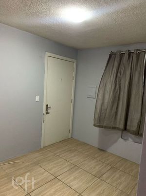 Image 6 - 884937