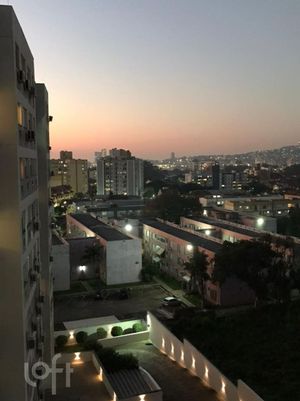 Image 38 - 884951