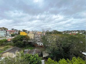 Image 34 - 884951