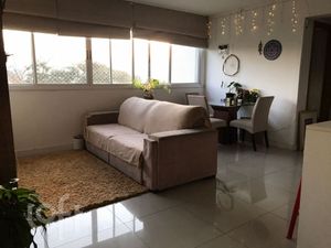 Image 15 - 884951