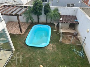 Image 14 - 885002