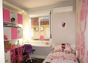 Image 9 - 885011