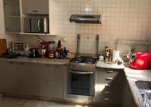 Image 28 - 885014