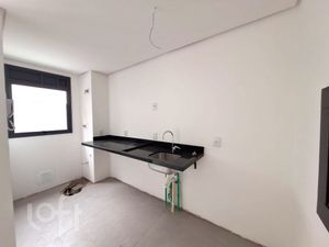 Image 11 - 885017
