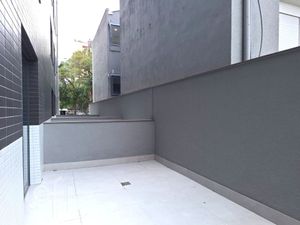 Image 2 - 885017