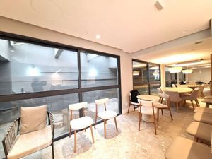 Image 16 - 885017