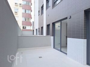 Image 4 - 885017