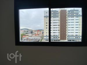 Image 6 - 885035