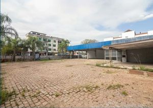 Image 1 - 885039