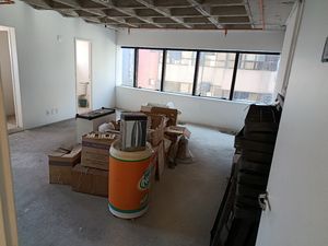 Image 1 - 885040