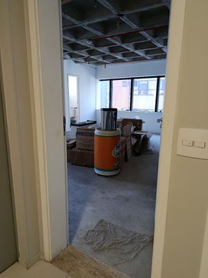 Image 2 - 885040