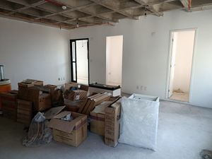 Image 11 - 885040