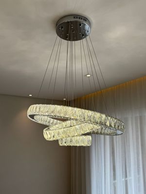 Image 10 - 885050