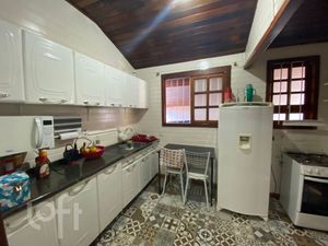 Image 13 - 885054