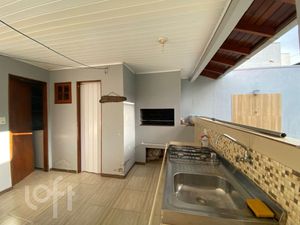 Image 9 - 885054