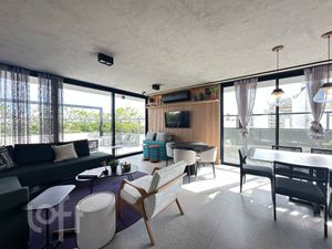 Image 15 - 885061