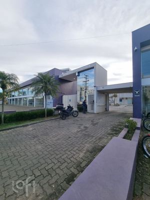 Image 7 - 885066