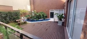 Image 11 - 885073