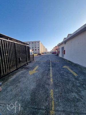 Image 8 - 885075