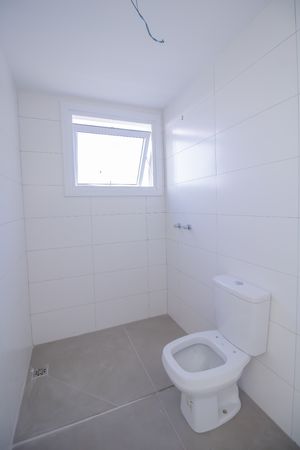 Image 19 - 885094