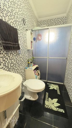Image 15 - 885110
