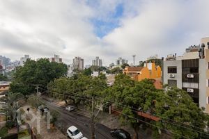 Image 9 - 885112