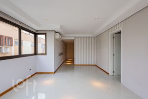 Image 1 - 885112
