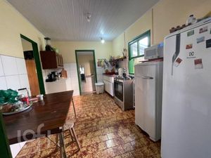 Image 9 - 885119