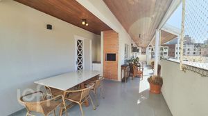 Image 1 - 885121
