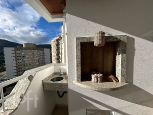 Image 11 - 885125