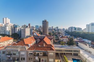 Image 28 - 885135