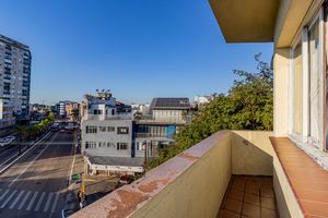 Image 13 - 885163
